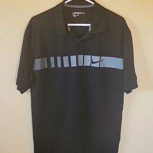 MEN'S NIKE POLO GOLF SHIRT, Size M